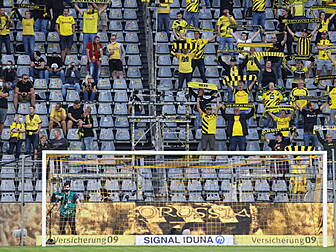 Football clubs preach unity bu...
